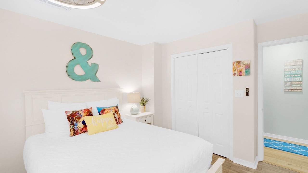 Photo of Bedroom in Gulf Place