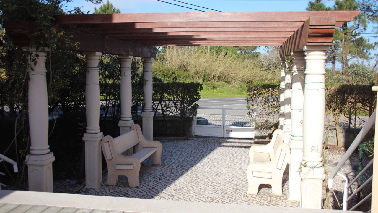 Photo of Patio Balcony in Salir do Porto