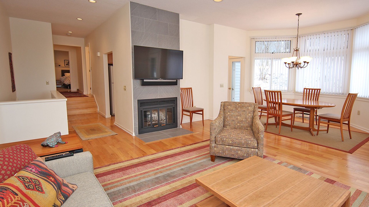 Photo of Livingroom in Lenox Dale