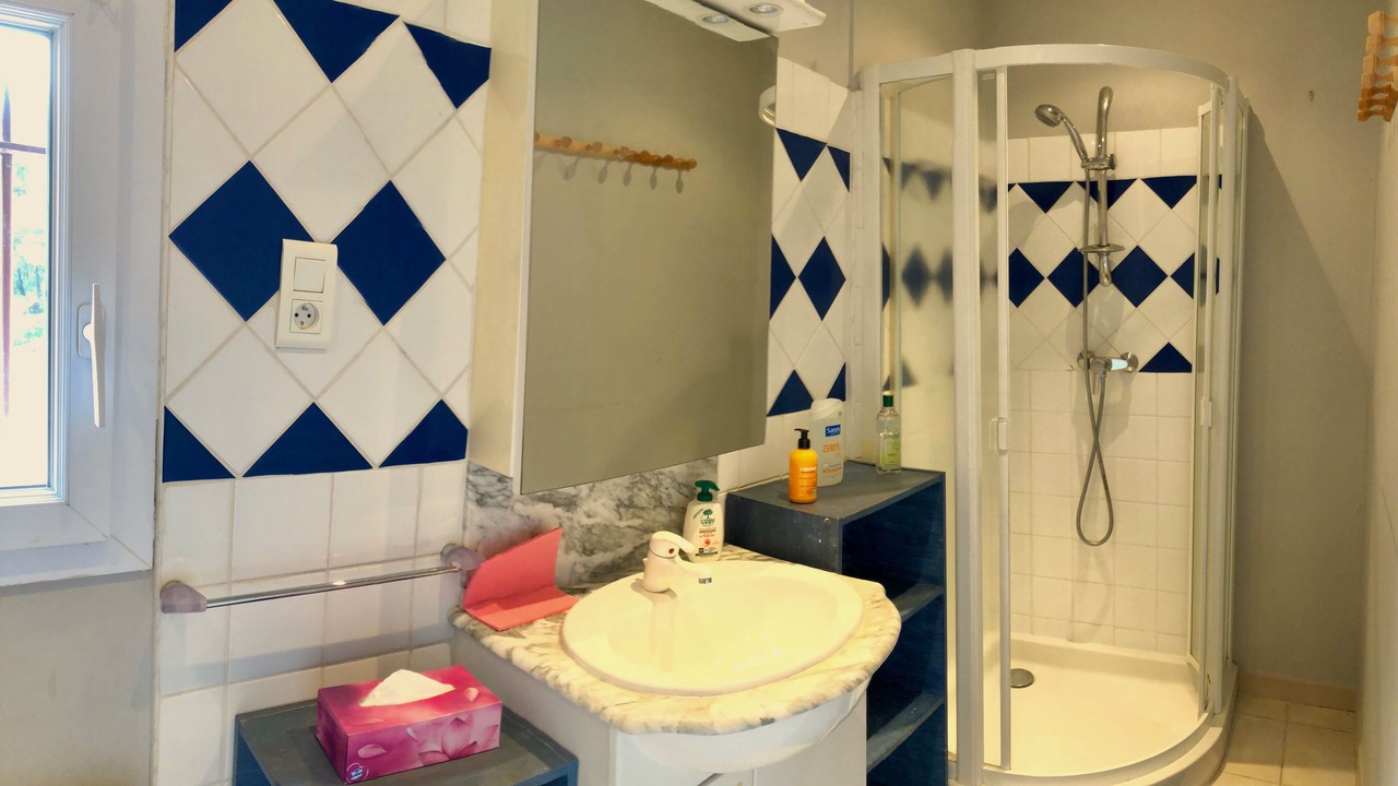 Photo of Bathroom in Saint-Hippolyte-le-Graveyron