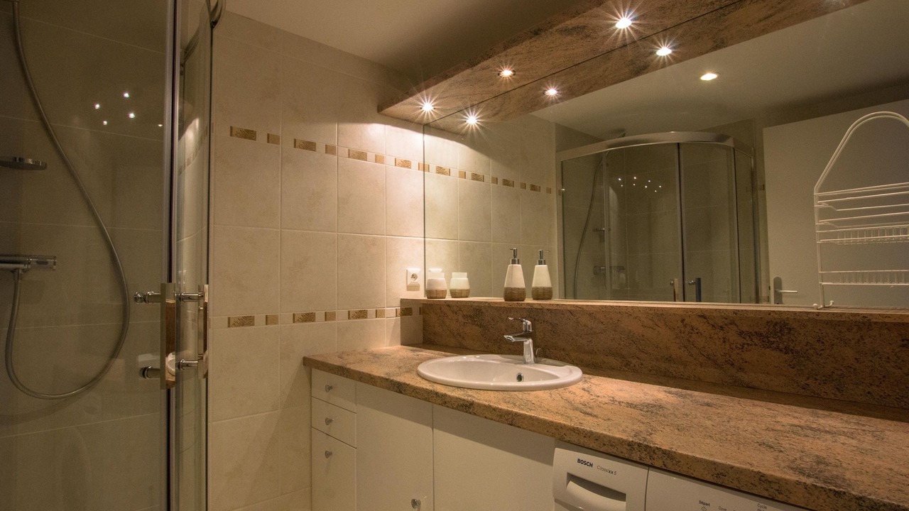 Photo of Bathroom in Crozon