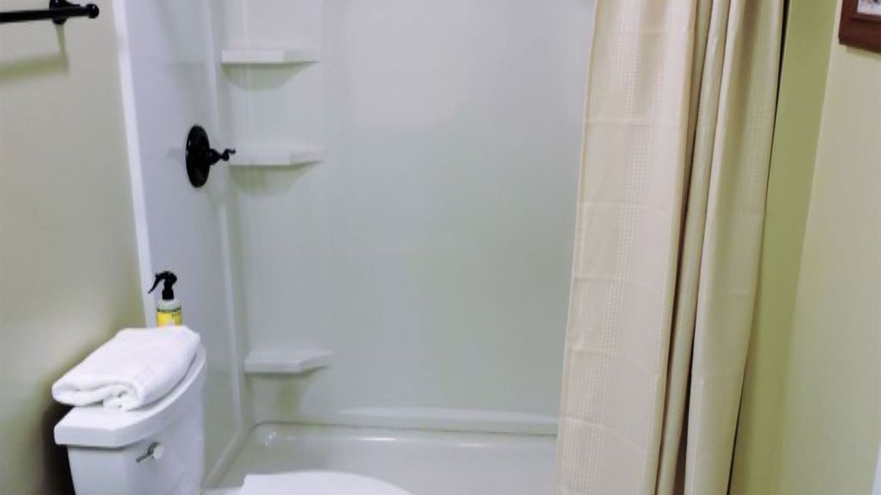 Photo of Bathroom in Palmyra