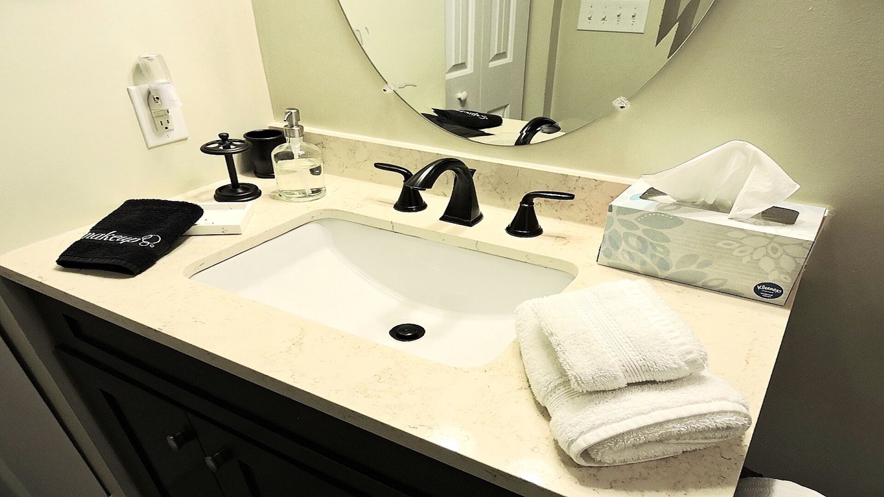 Photo of Bathroom in Palmyra