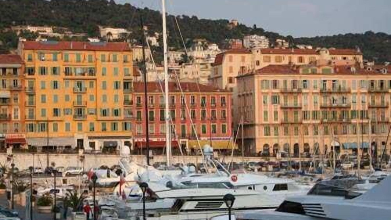 Photo of Others in Quartier du Port
