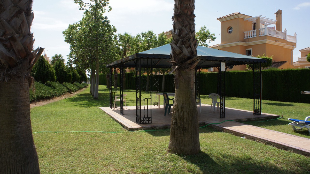 Photo of Outdoor in Lo Crispin