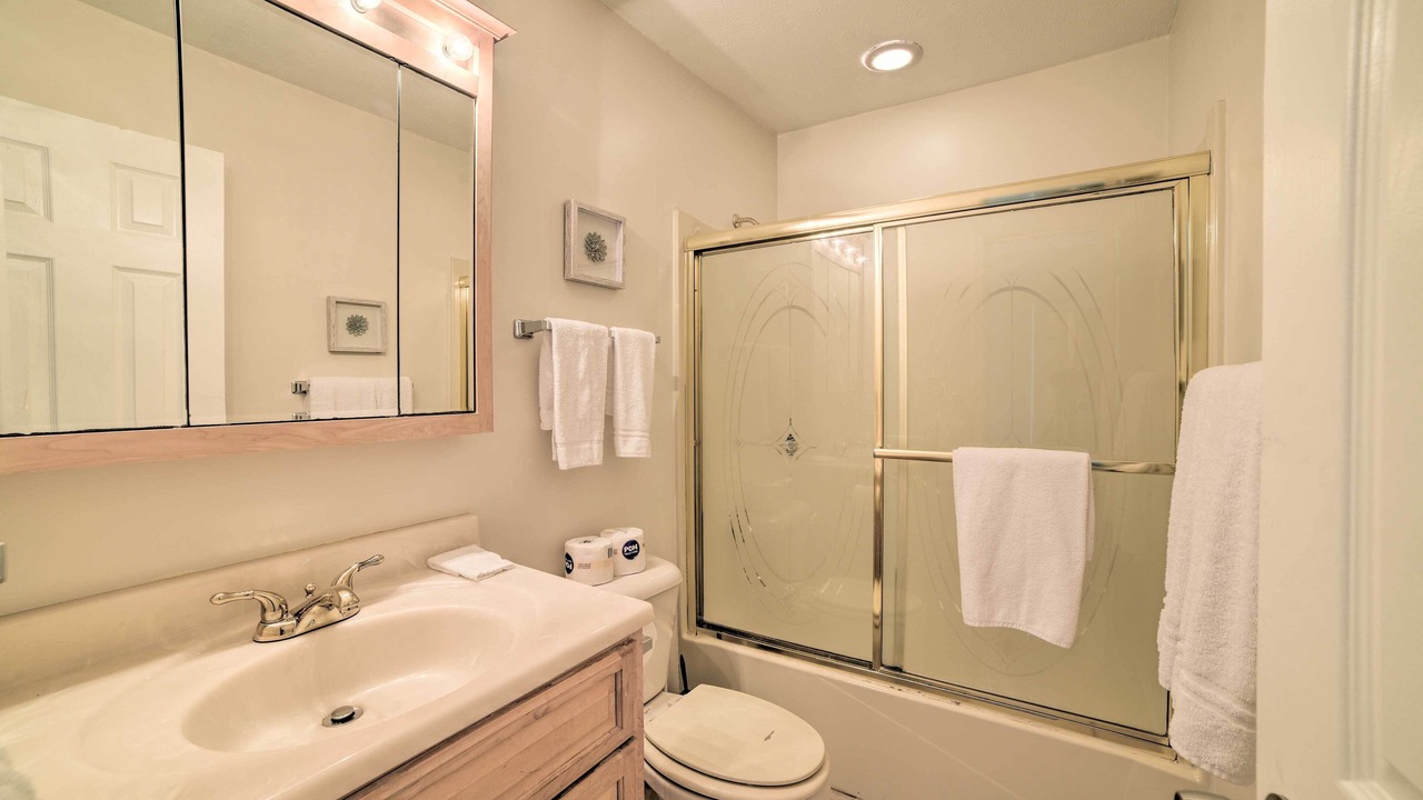 Photo of Bathroom in Biltmore Beach
