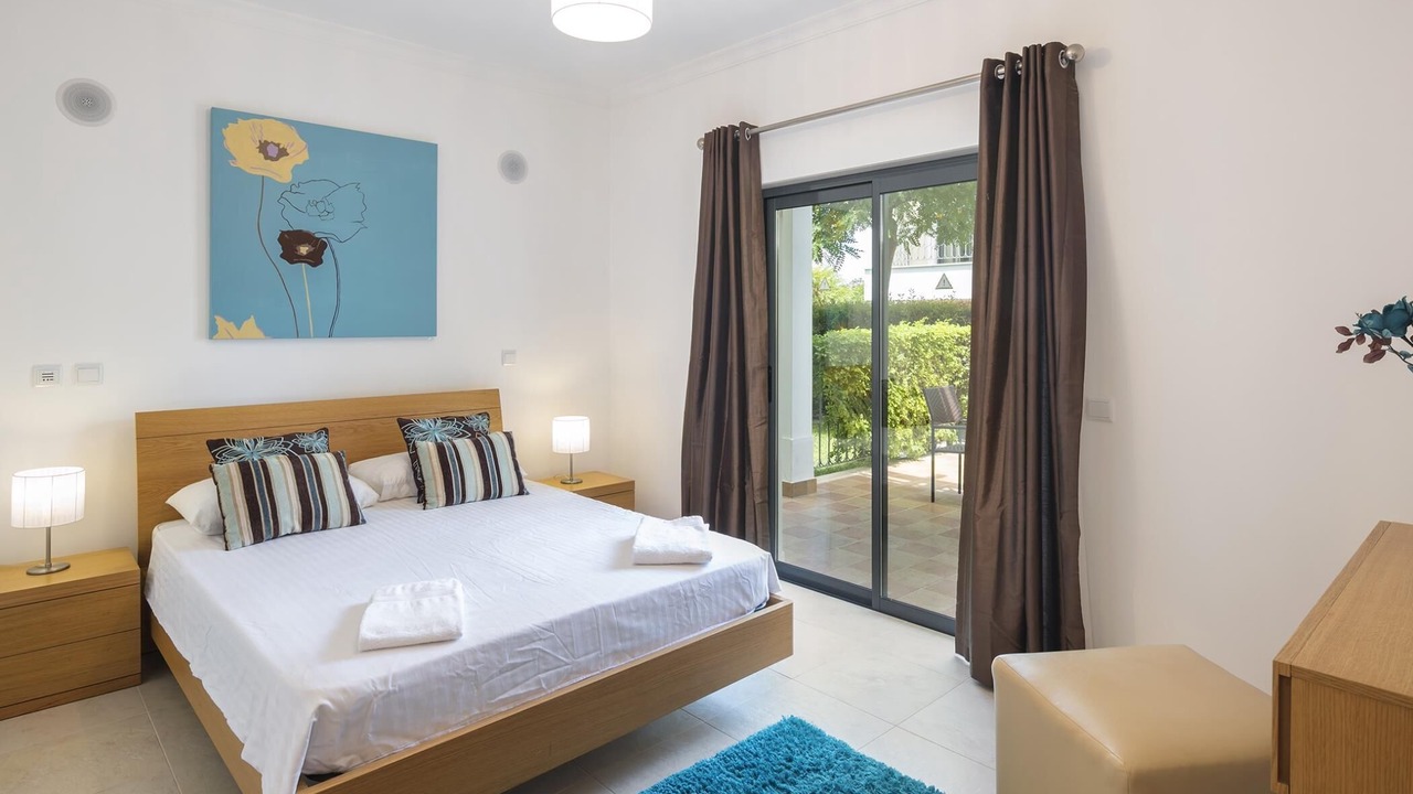 Photo of Bedroom in Porto de Mos