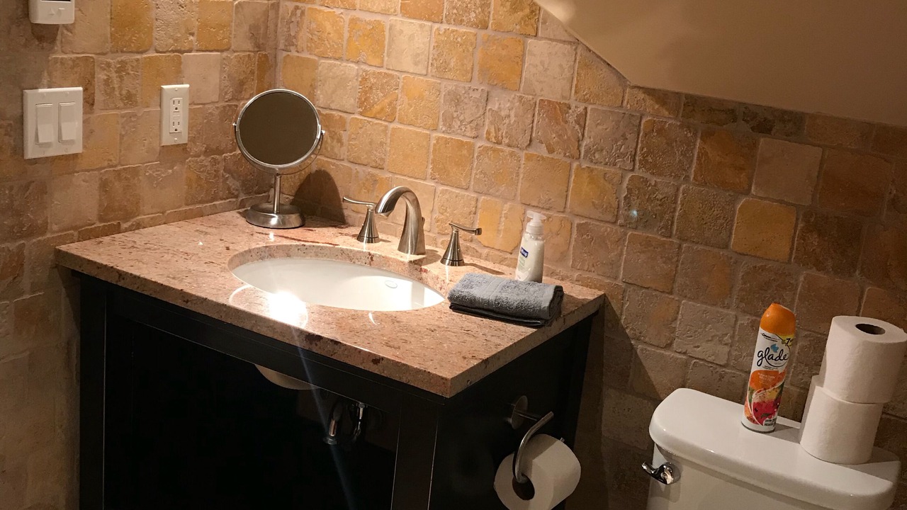 Photo of Bathroom in Hunter