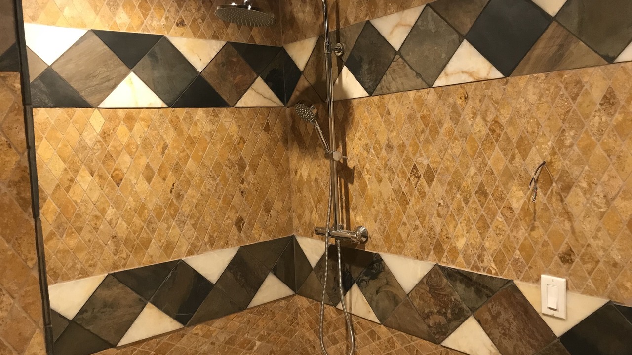 Photo of Bathroom in Hunter