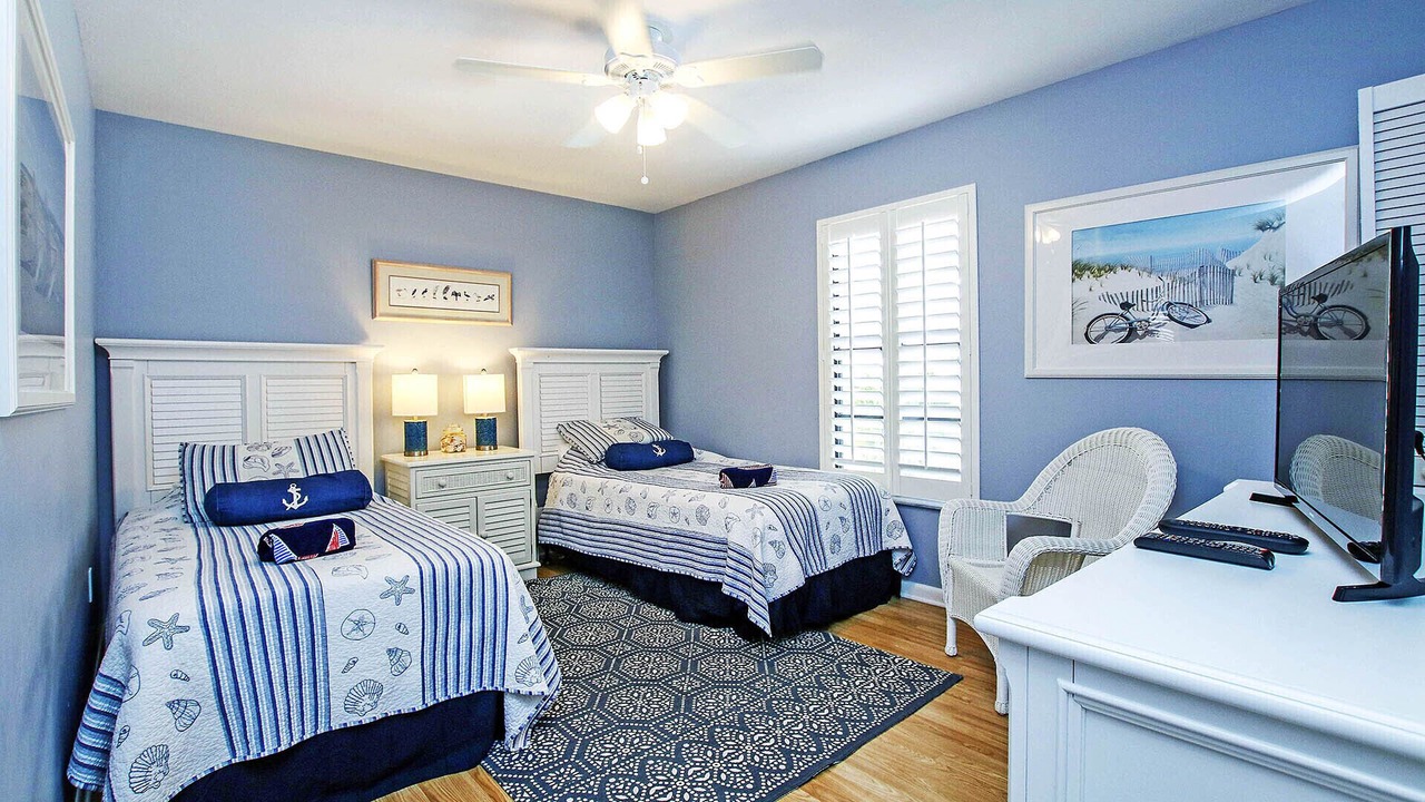 Photo of Bedroom in Mid Island