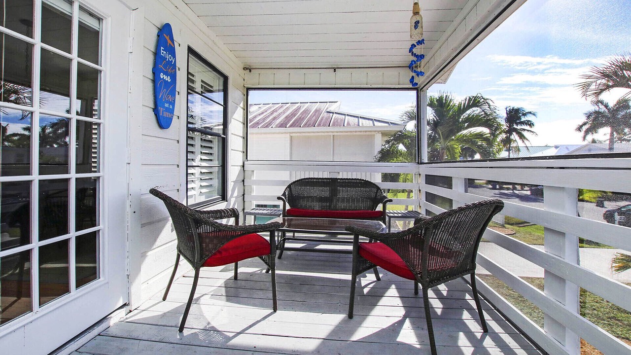 Photo of Outdoor in Mid Island