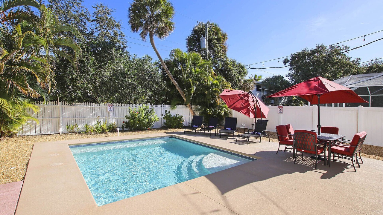 Photo of Outdoor in Mid Island