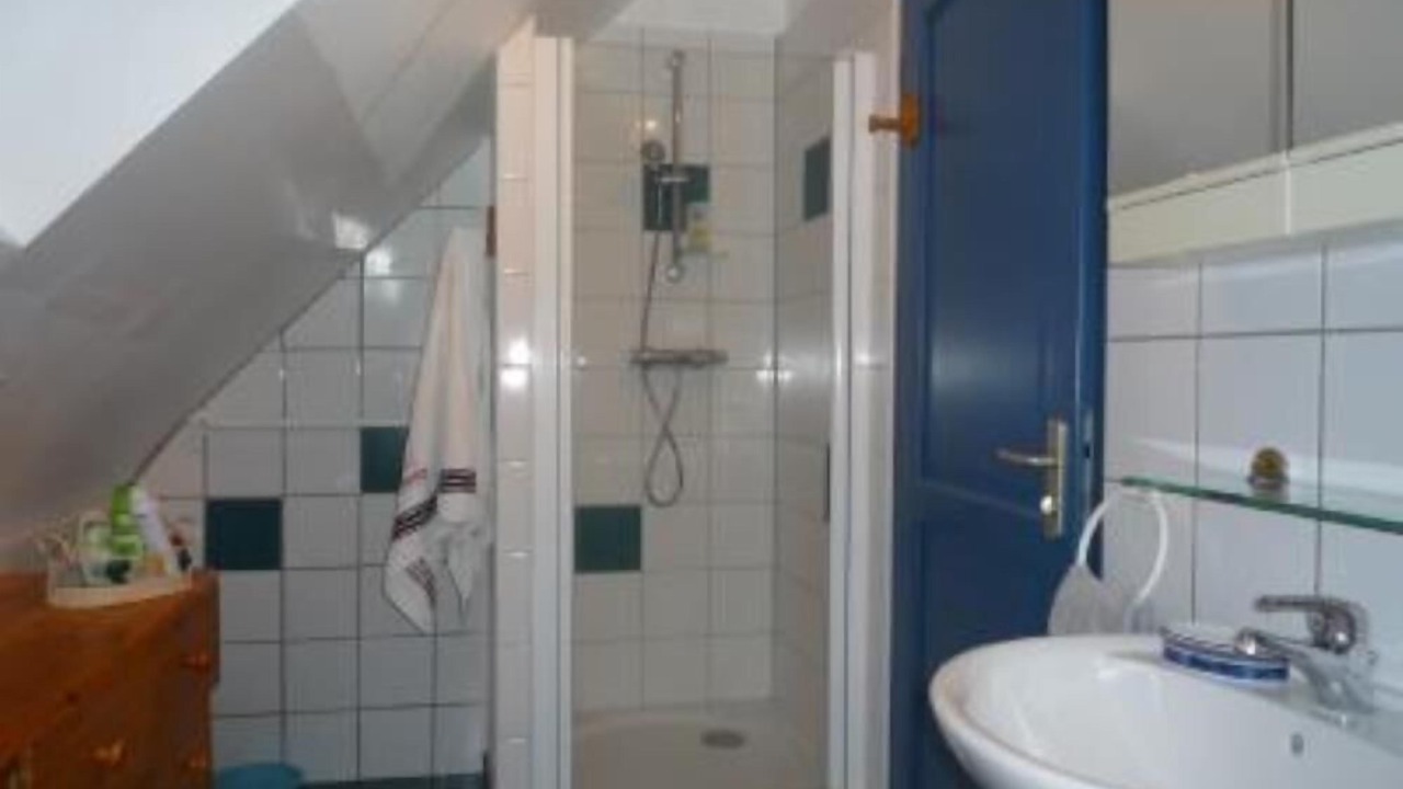 Photo of Bathroom in Plougrescant
