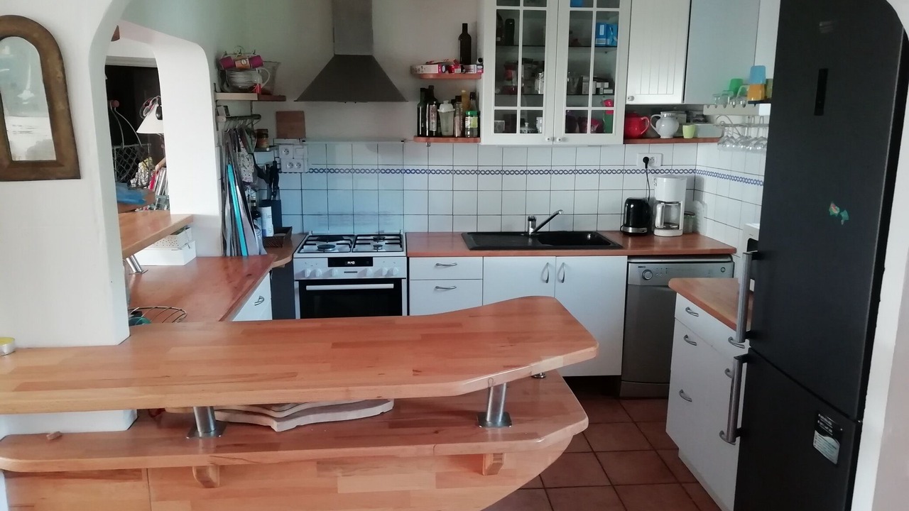 Photo of Kitchen in Plougrescant