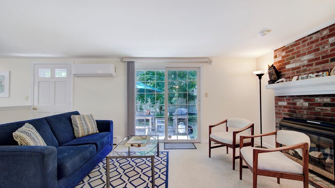 Photo of Livingroom in East Orleans