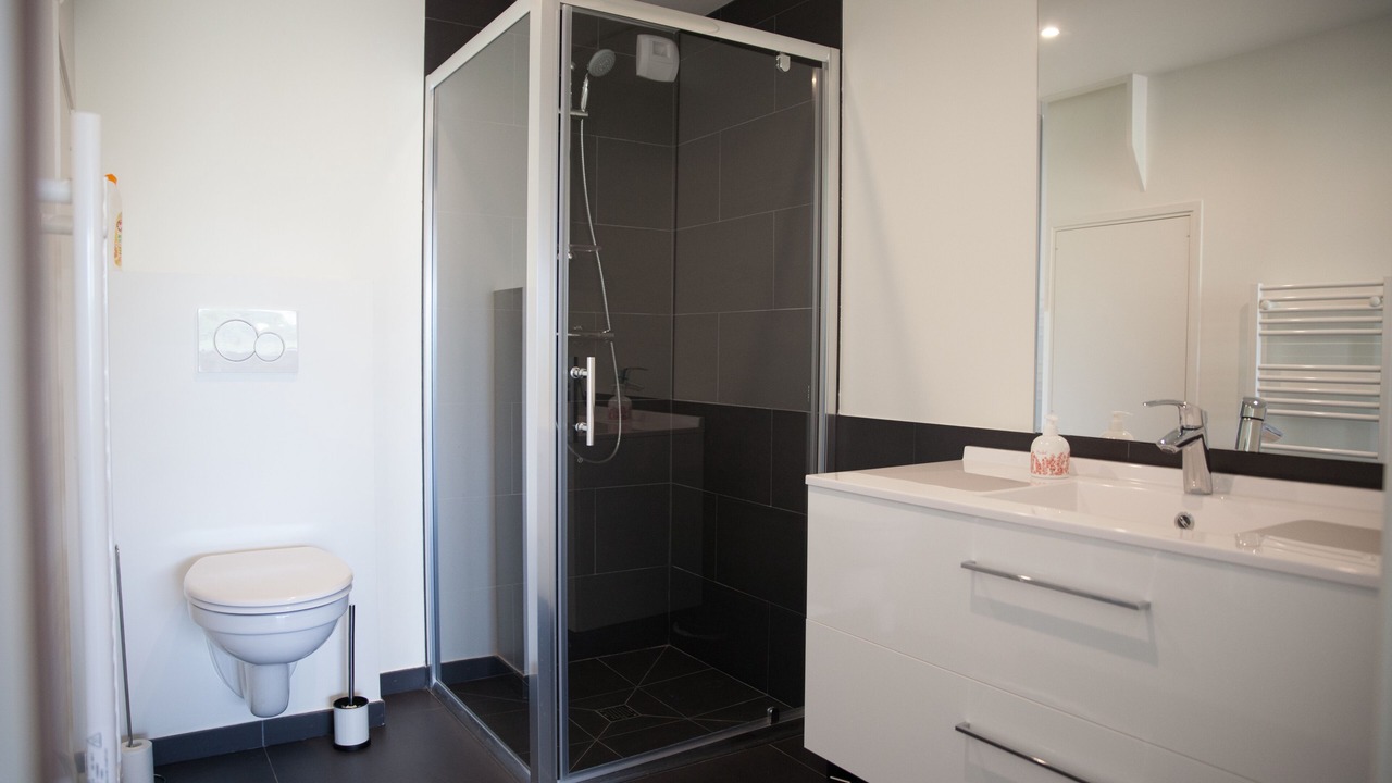 Photo of Bathroom in Trevou-Treguignec