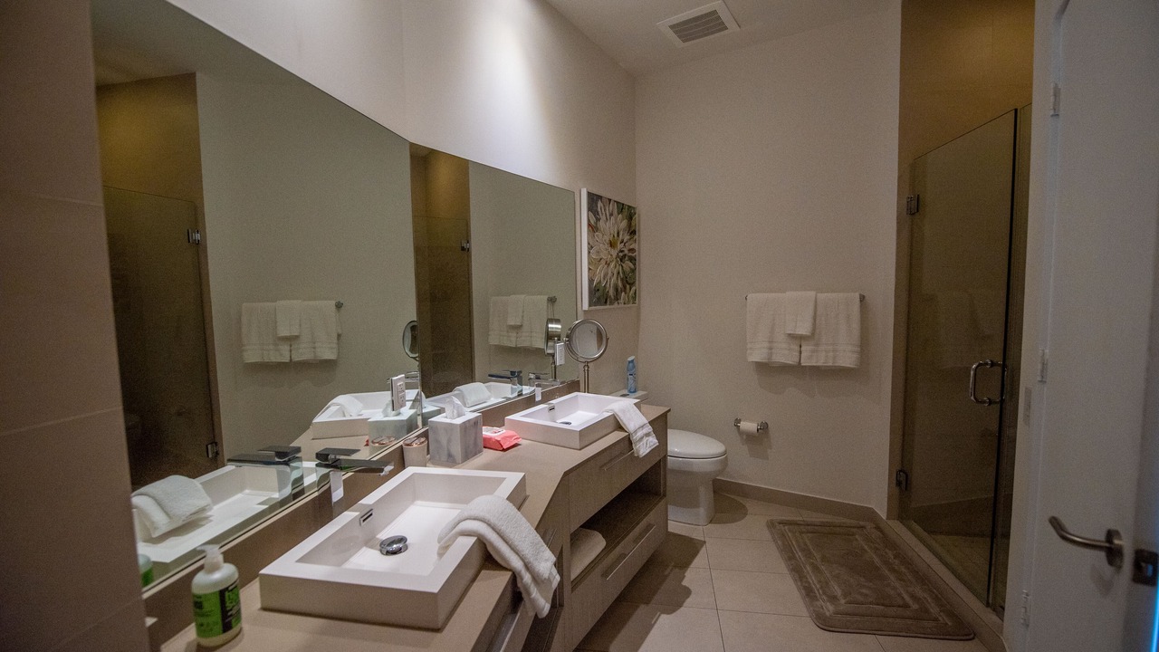 Photo of Bathroom in Hallandale Beach