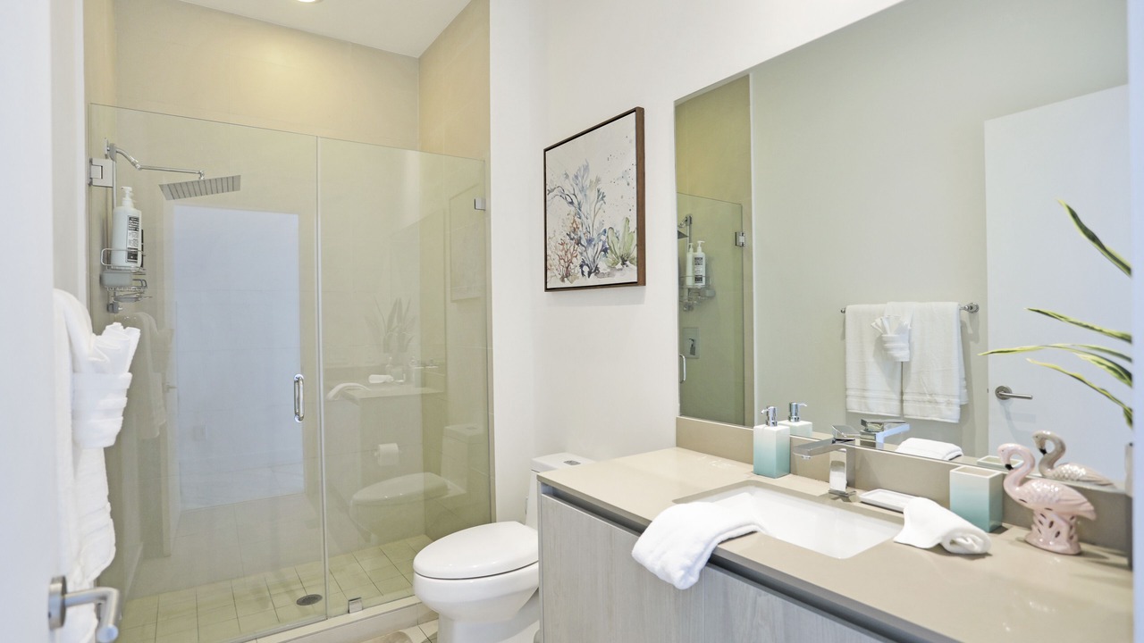 Photo of Bathroom in Hallandale Beach