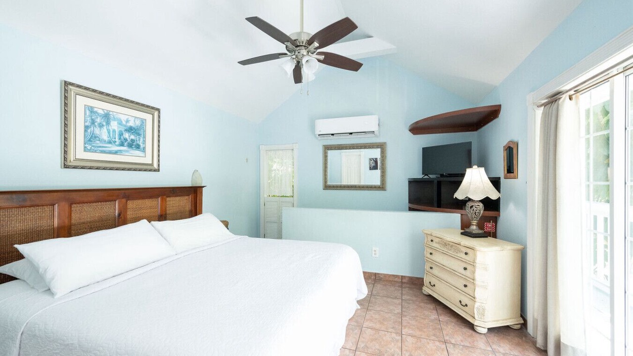 Photo of Bedroom in Downtown