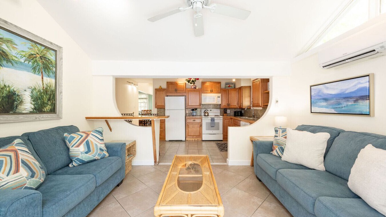 Photo of Livingroom in Downtown