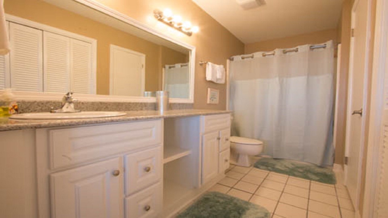 Photo of Bathroom in Seacrest