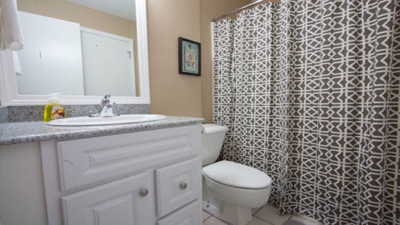 Photo of Bathroom in Seacrest