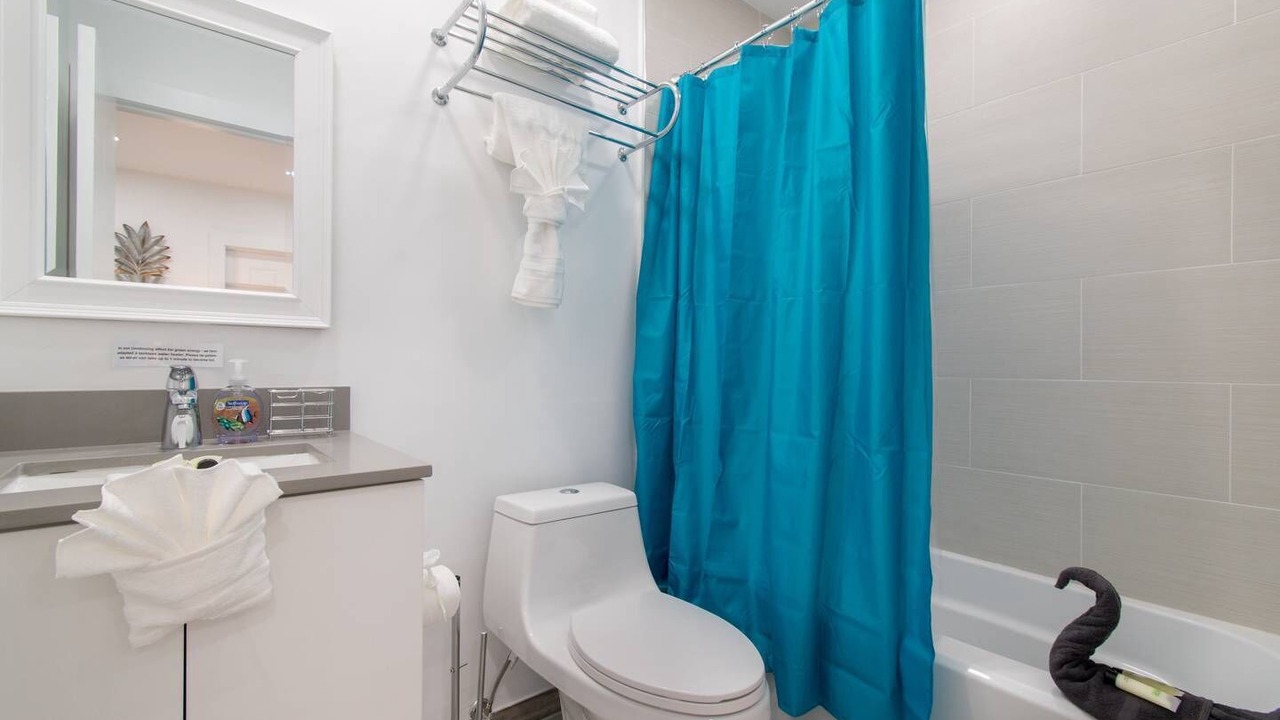 Photo of Bathroom in Hollywood