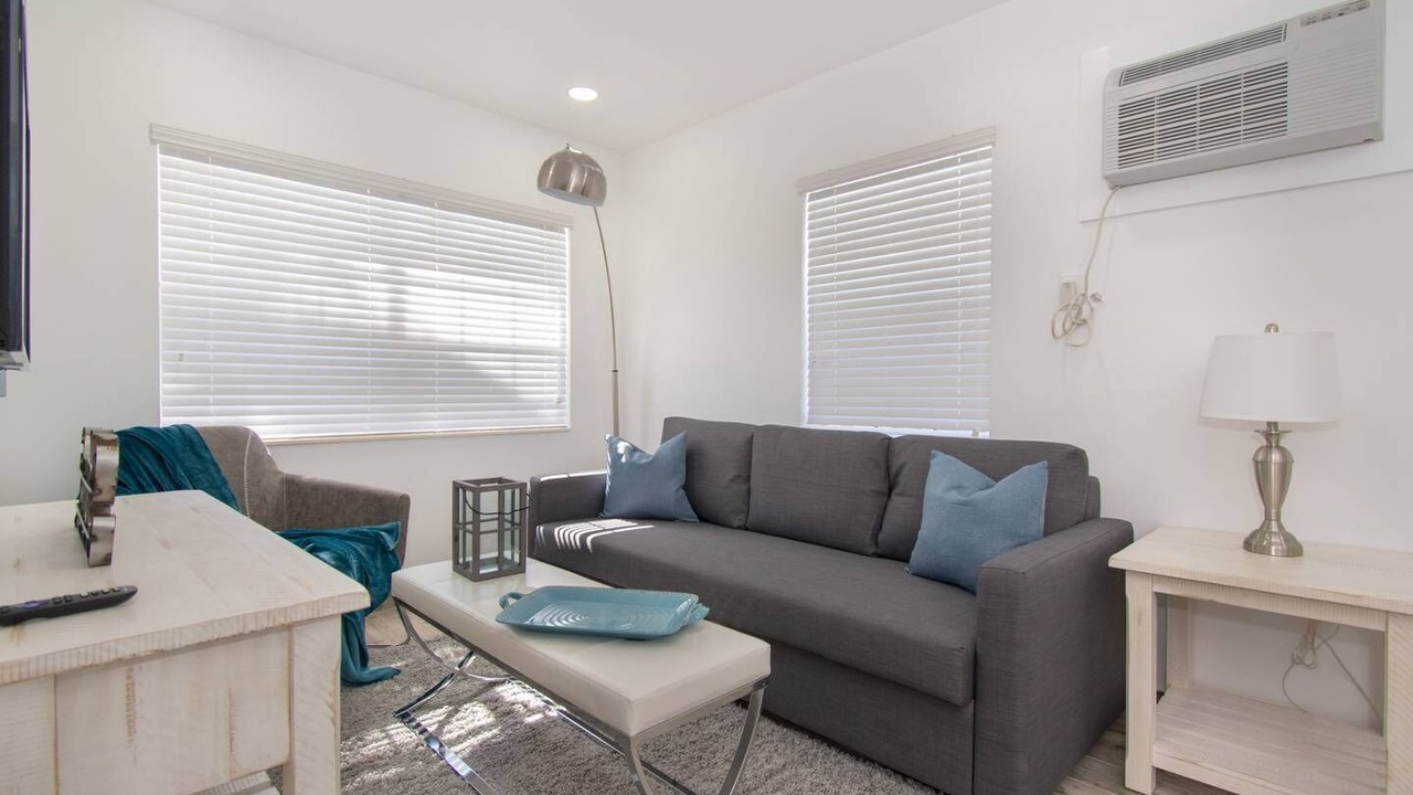 Photo of Livingroom in Hollywood