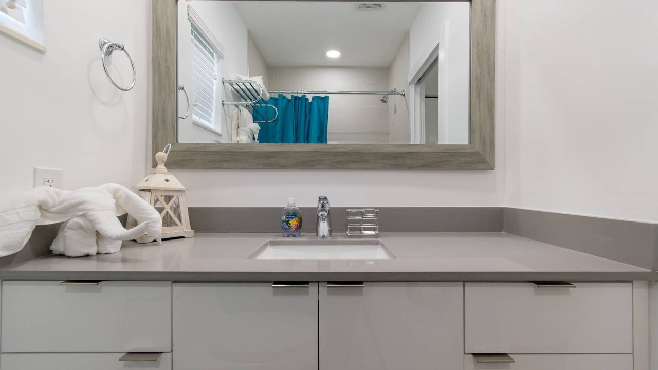 Photo of Bathroom in Hollywood