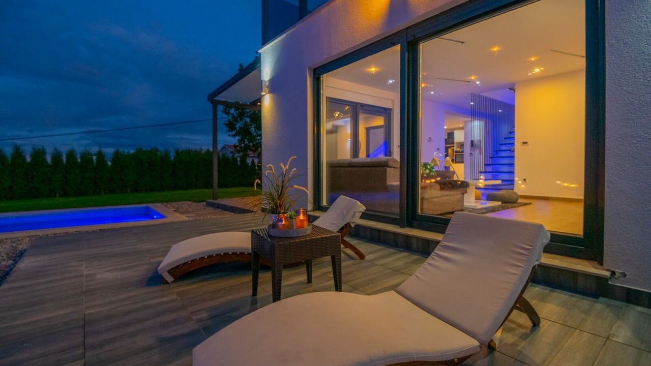 Photo of Patio Balcony in Grubine