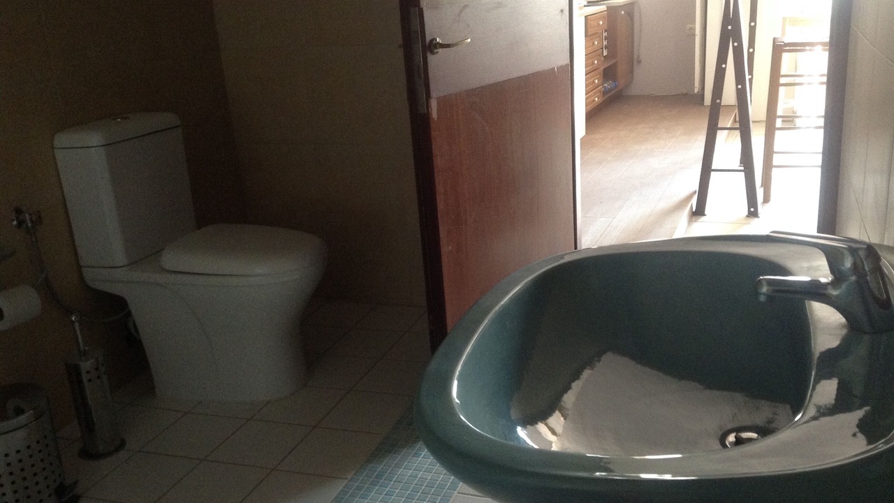 Photo of Bathroom in Neapoli