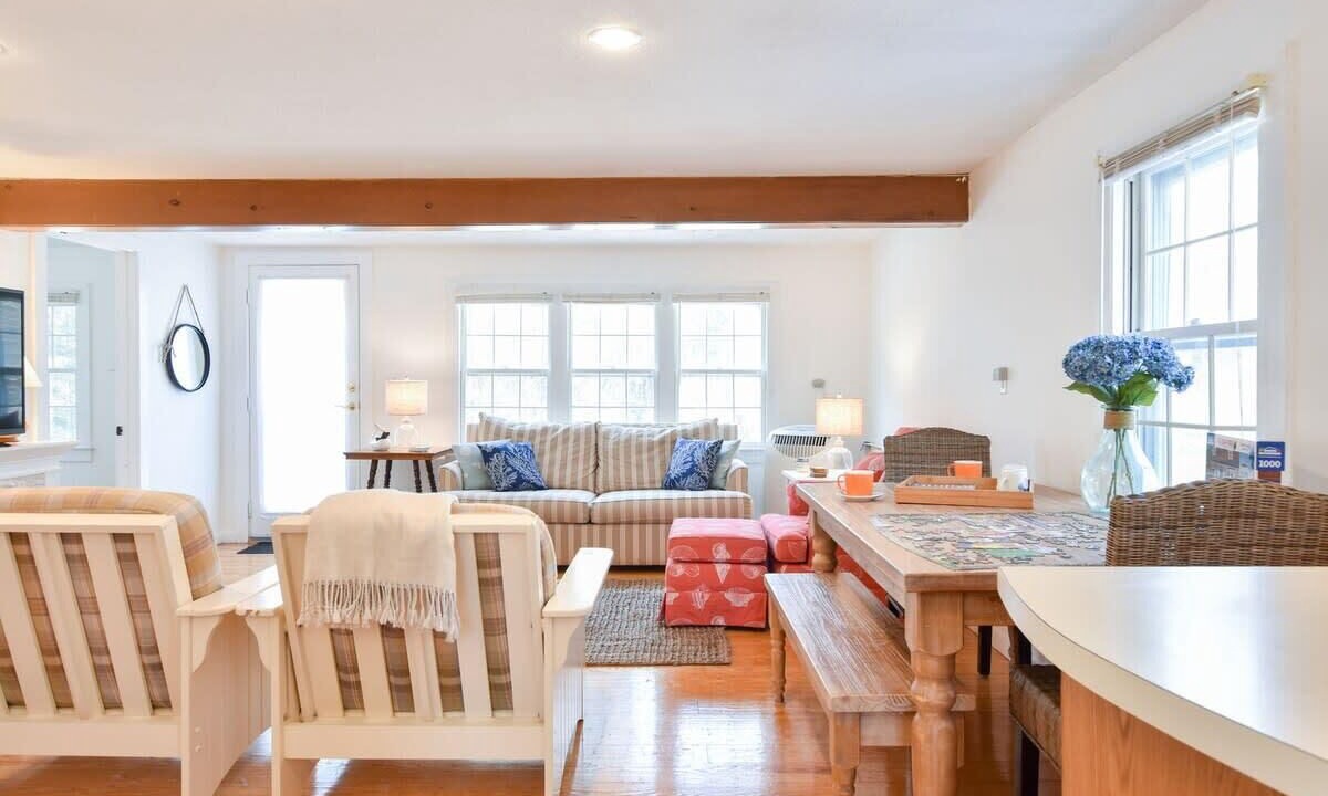 Photo of Livingroom in West Chatham