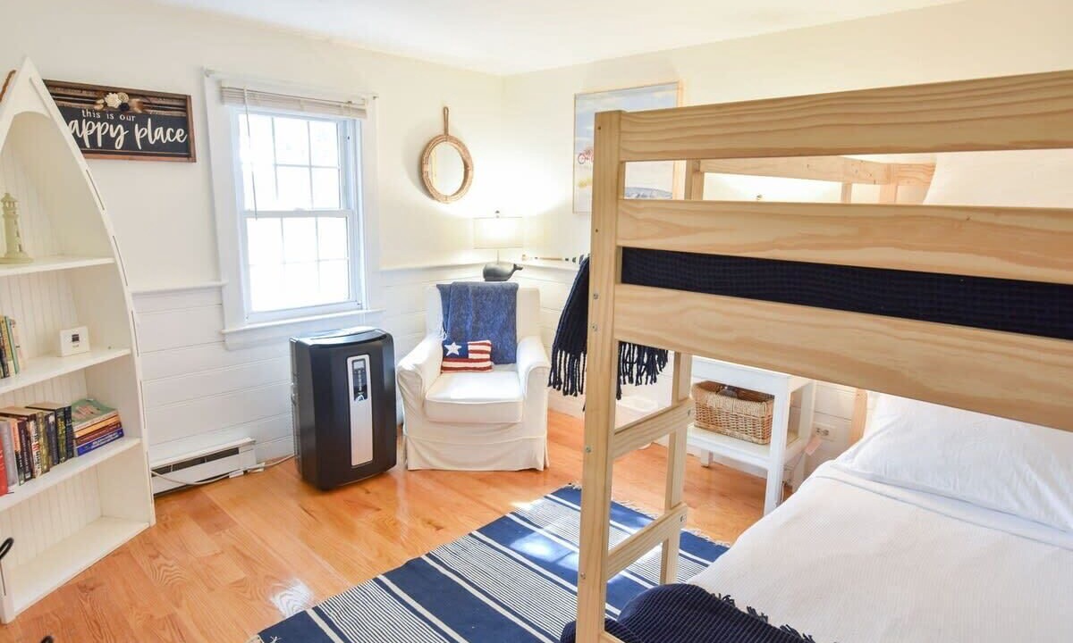Photo of Bedroom in West Chatham