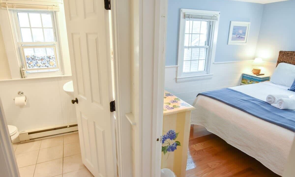 Photo of Bedroom in West Chatham