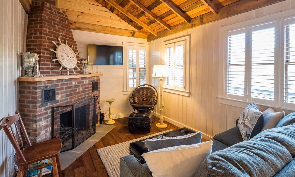 Photo of Livingroom in East Orleans