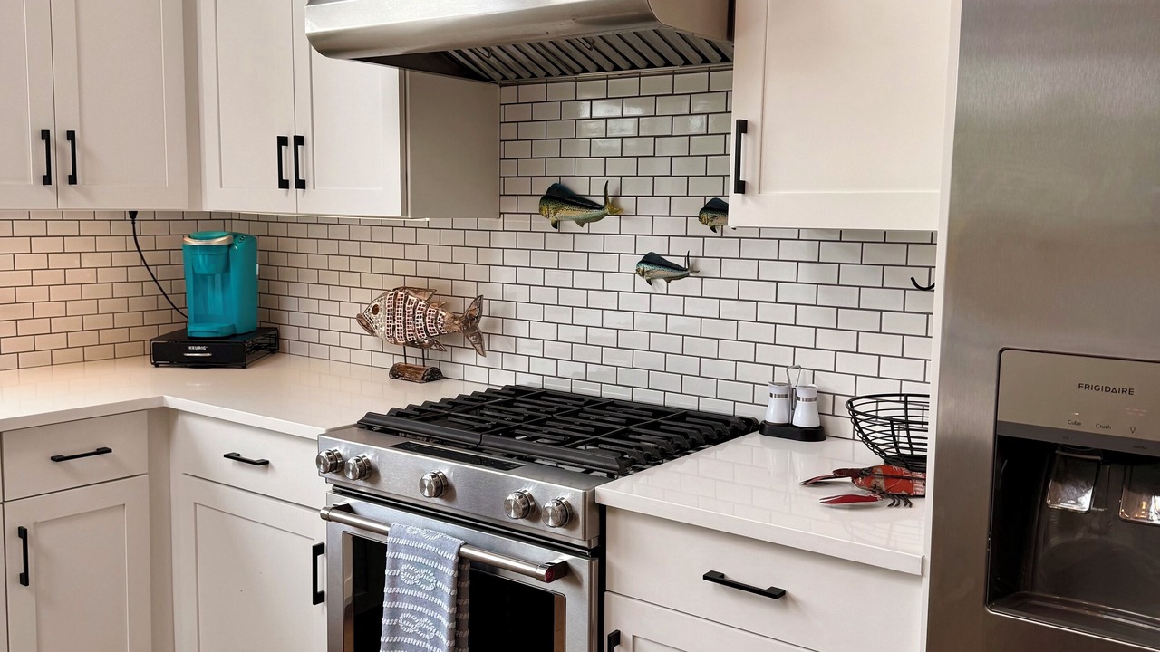 Photo of Kitchen in Center Moriches
