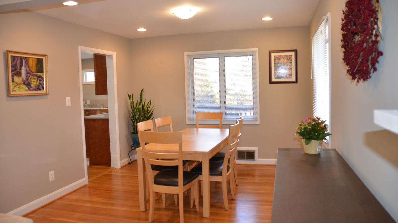 Photo of Bedroom in Alexandria West