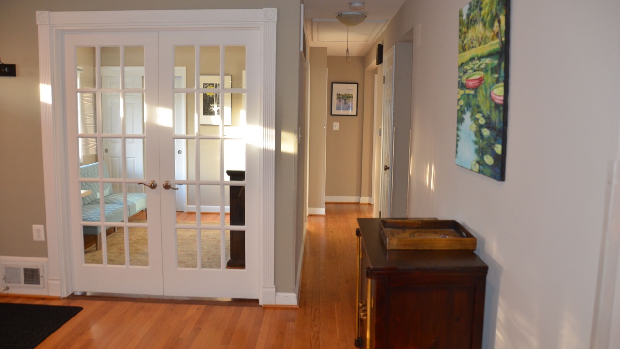 Photo of Bedroom in Alexandria West