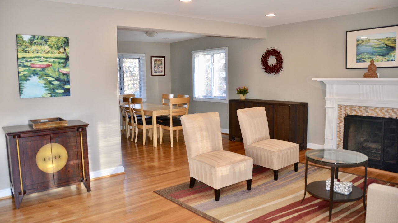 Photo of Bedroom in Alexandria West