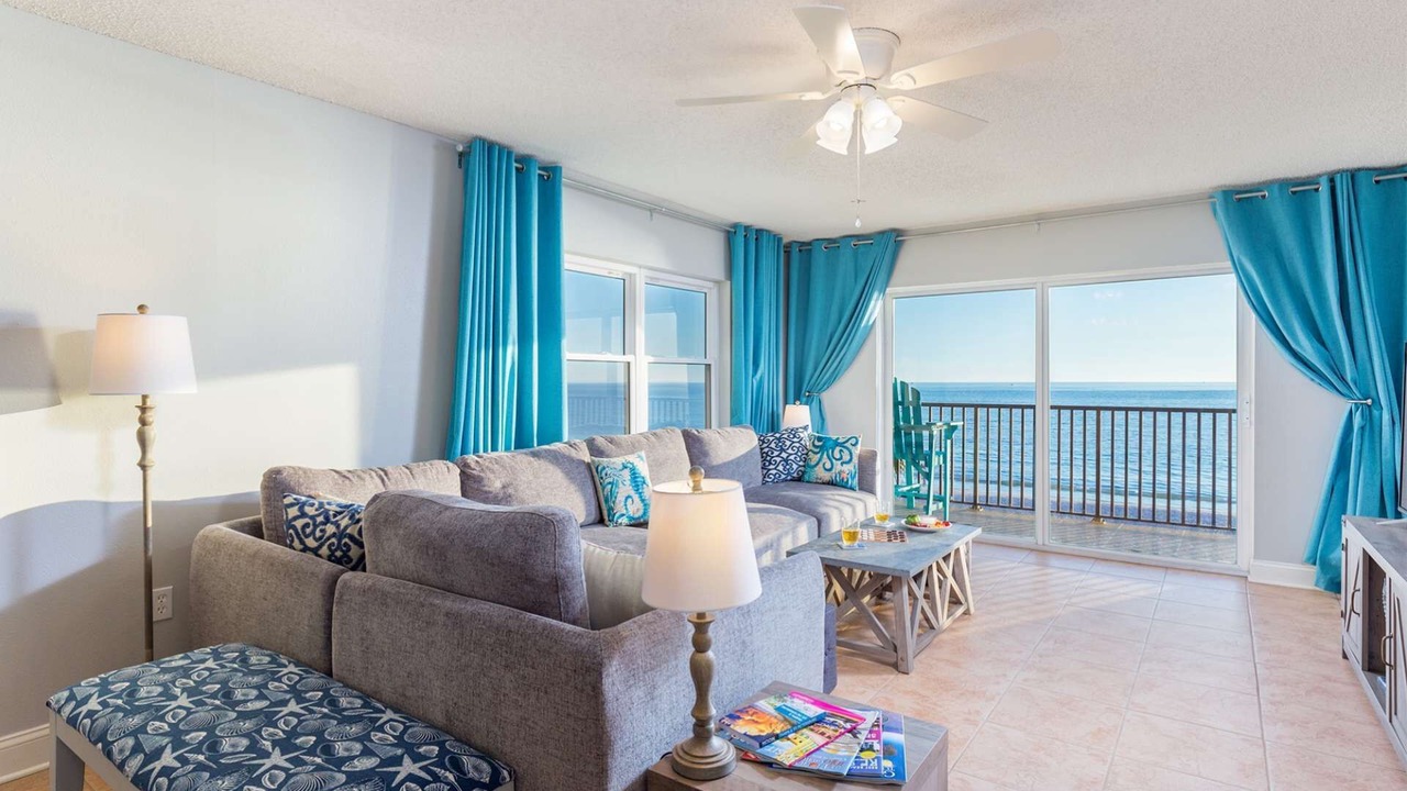 Photo of Livingroom in Madeira Beach
