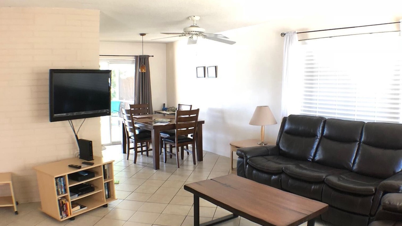 Photo of Livingroom in Broadview Park