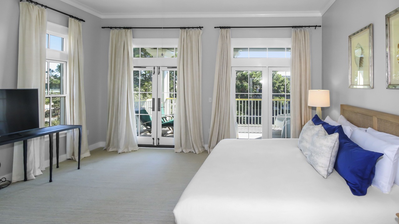 Photo of Bedroom in Beach District