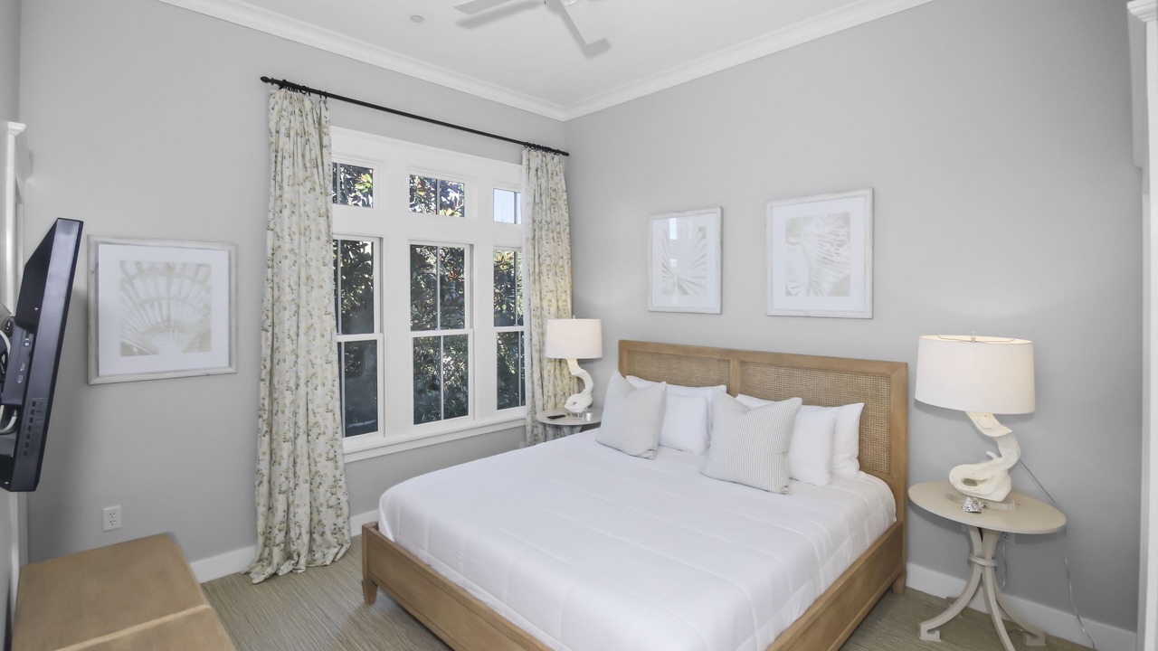 Photo of Bedroom in Beach District