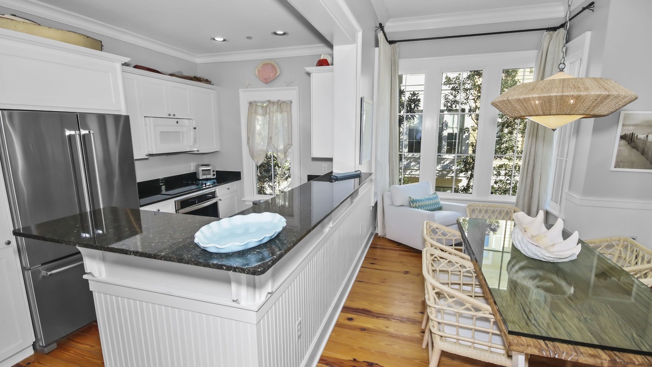 Photo of Kitchen in Beach District