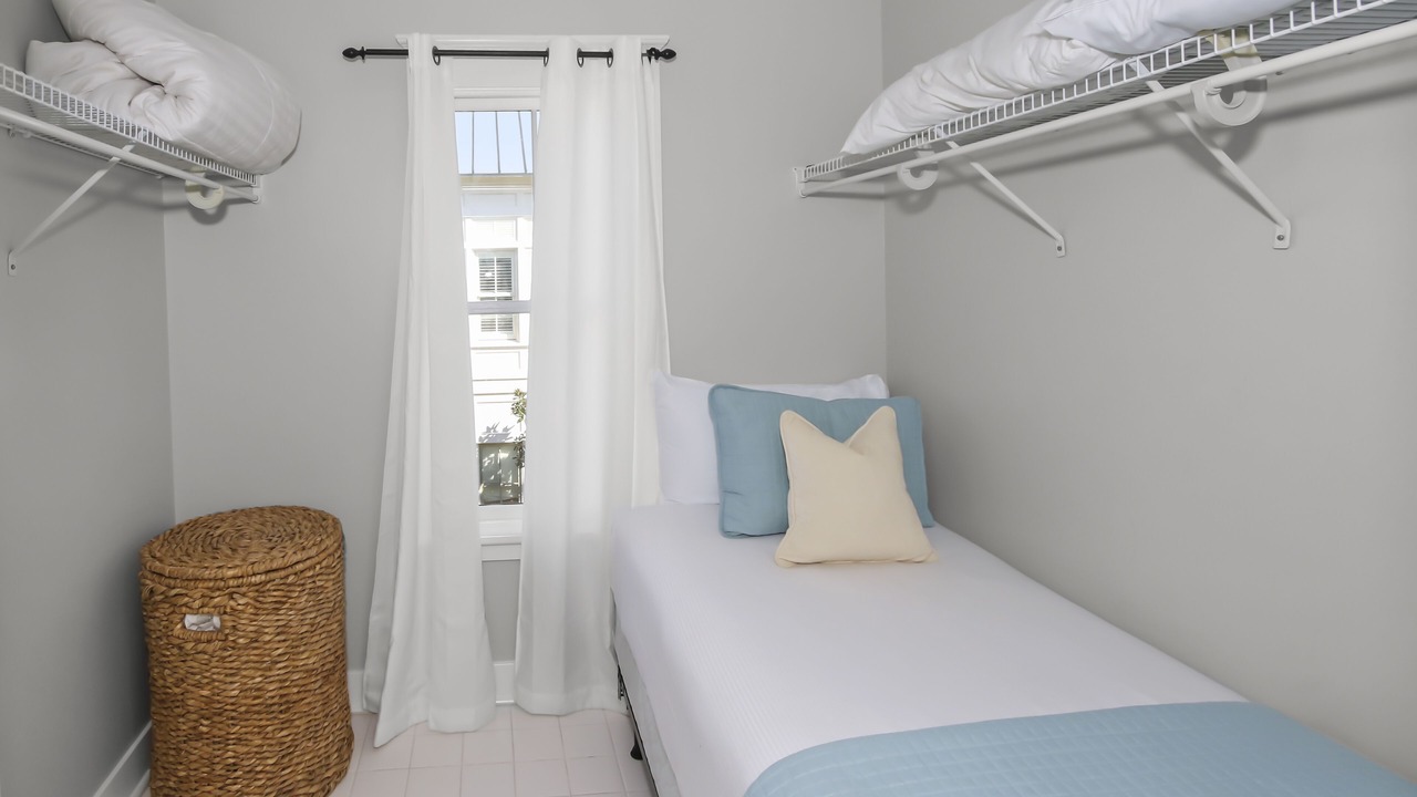 Photo of Bedroom in Beach District
