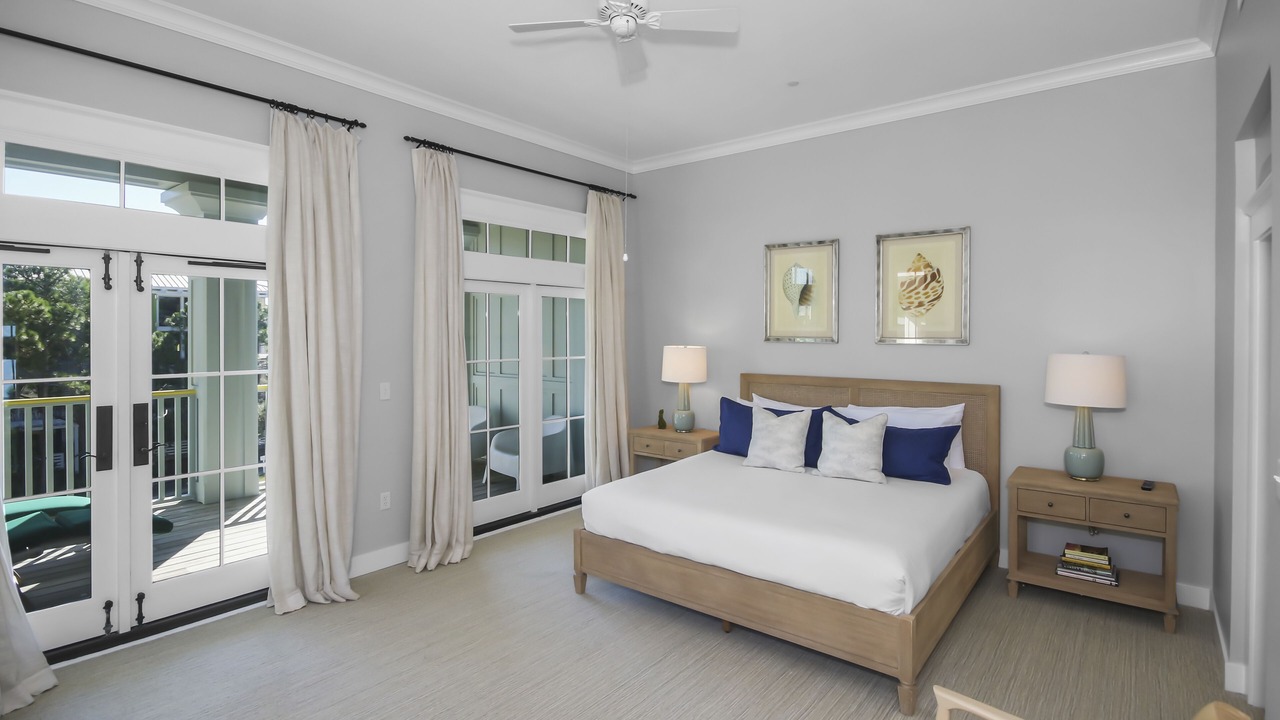 Photo of Bedroom in Beach District