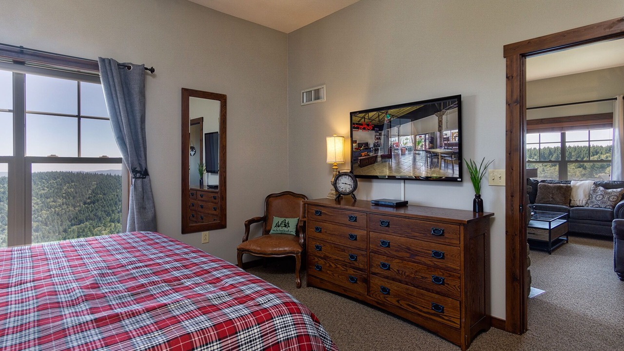 Photo of Bedroom in Snowshoe