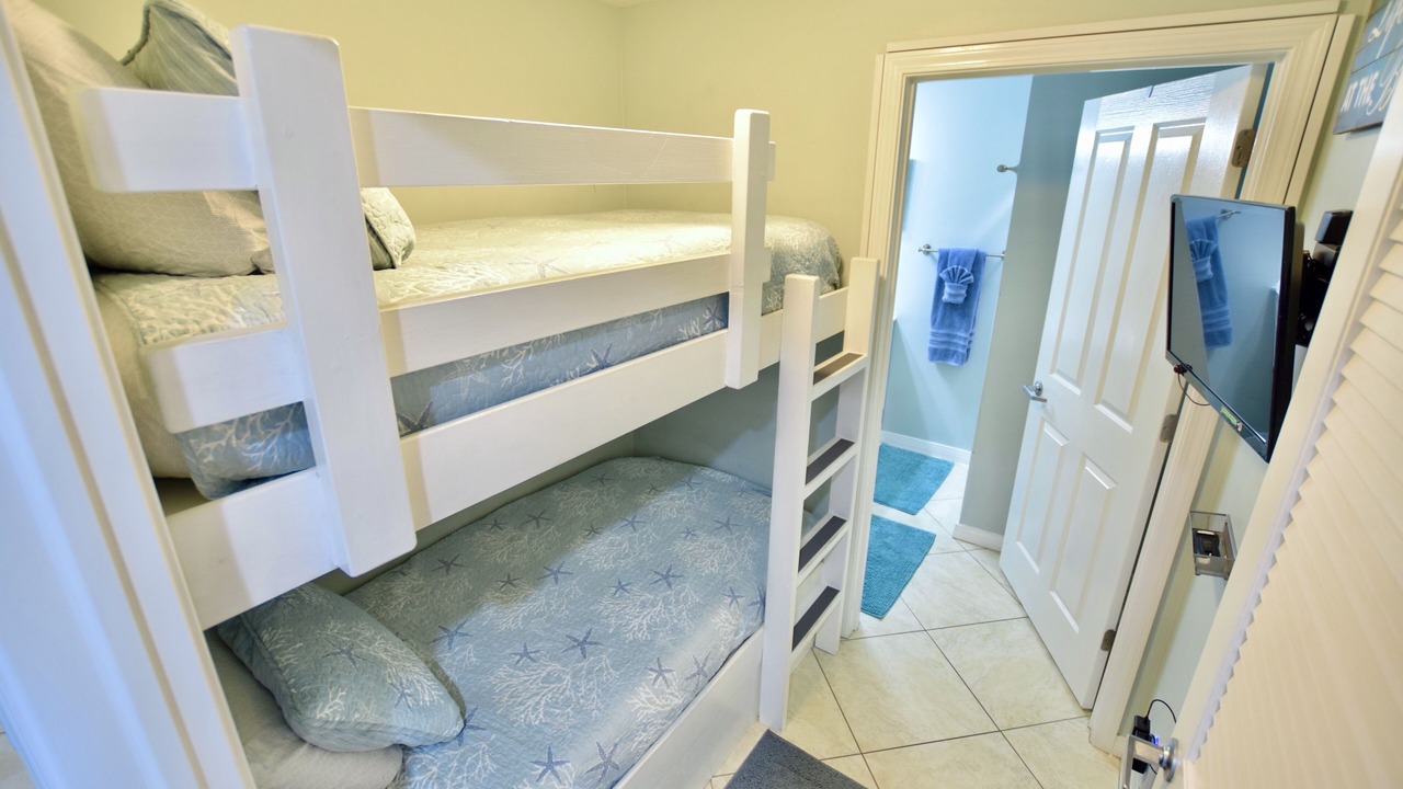 Photo of Bedroom in Fort Walton Beach