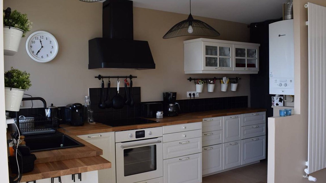 Photo of Kitchen in Tregastel