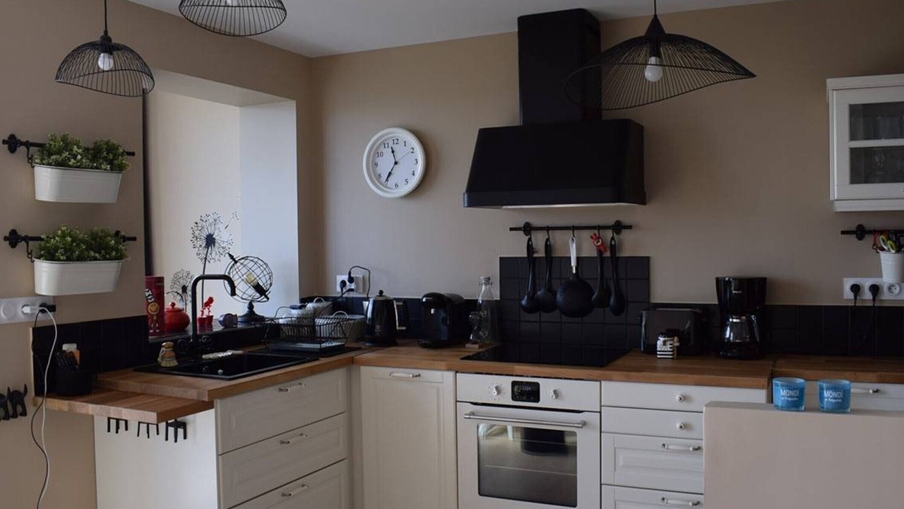 Photo of Kitchen in Tregastel